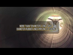 Plus de 10 mètres de tuyaux en caoutchouc sont chargés